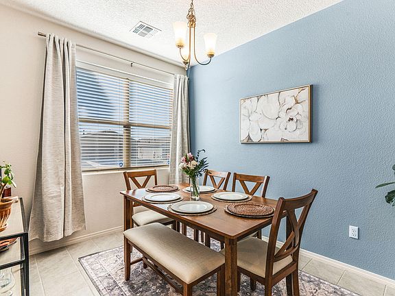 4th image of 53 Tome Vista Dr