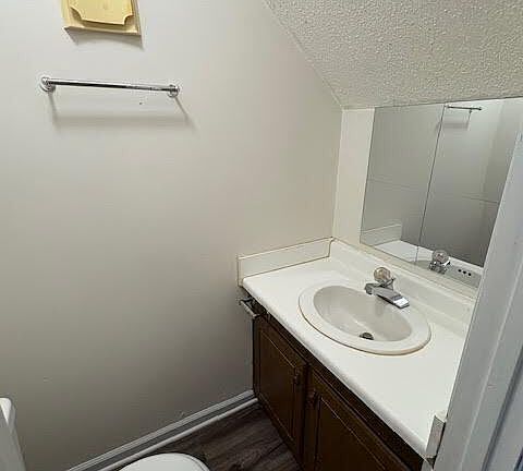 5th image of 1544 Ashland Dr #A