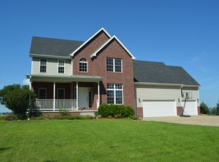 907 Wynstone Dr, Jefferson, SD 57038