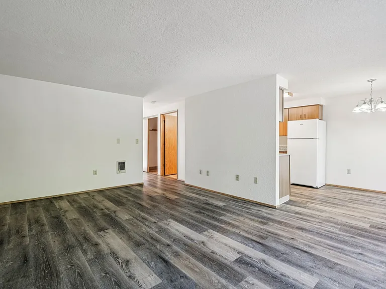 Madras Apartments — Photo 13