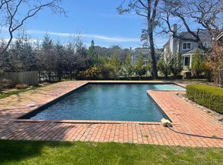 7 Gegan Dr, Southampton, NY 11968