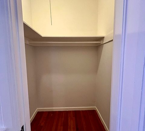 4th image of 801 Jones St APT 504