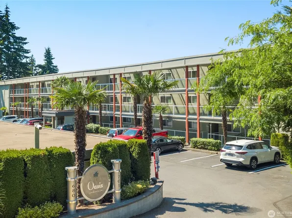 701 122nd Ave NE, Bellevue, WA