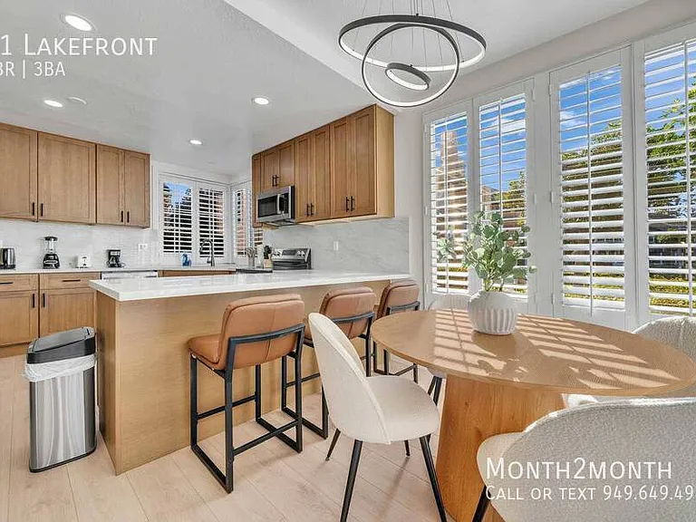 21 Lakefront — Photo 10