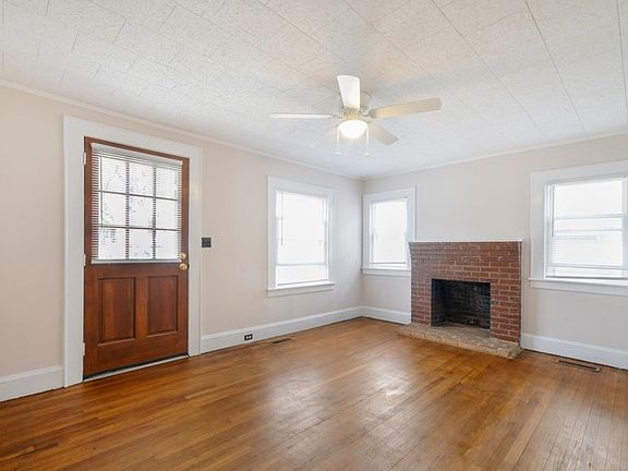 4th image of 621 N Kelly St