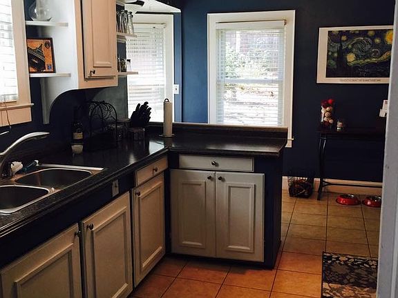 4th image of 313 McDonald St