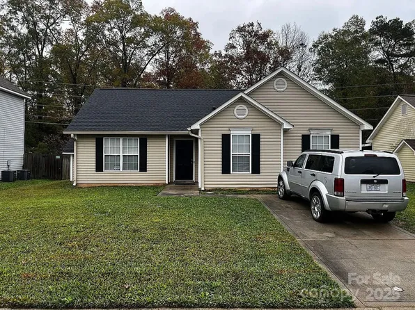 5702 Burning Ridge Dr, Monroe, NC 28110