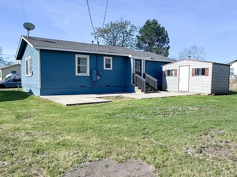 2905 June St — Photo 8