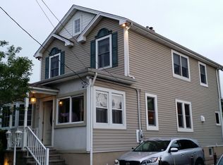 12 Mary St, Lodi, NJ 07644
