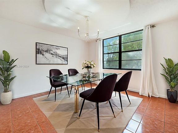 3rd image of 10850 N Kendall Dr Unit 217