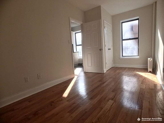 5th image of 242 Bradhurst Ave APT 33