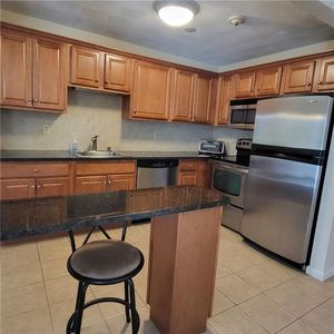 400 New River Rd APT 704, Lincoln, RI, 02838
