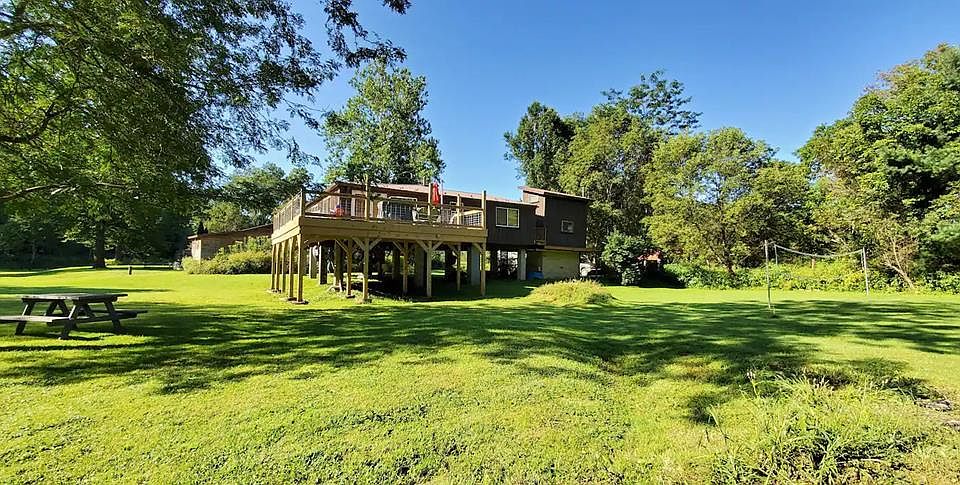 1st image of 77 Big Meadow Ln