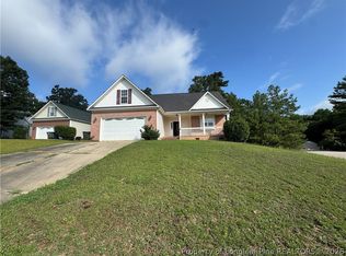 1600 Stanford Ct, Fayetteville, NC 28314