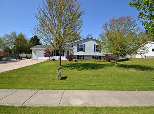 330 W 4th St, Lawton, MI 49065