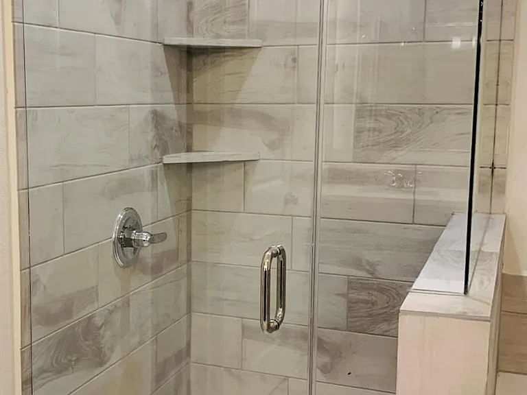 808 Fallbrook Dr — Photo 29