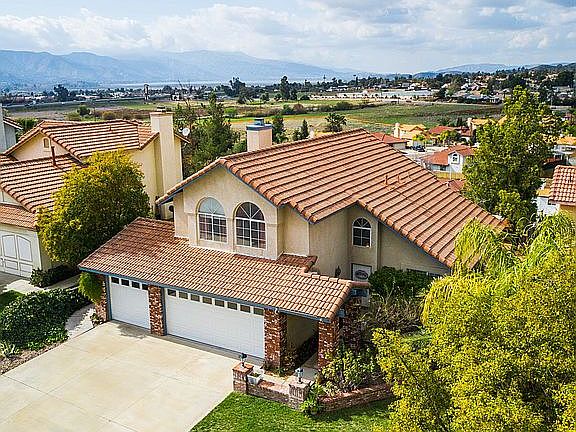 4th image of 22686 Sunnybrook Dr