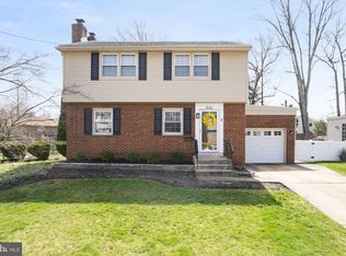 7050 Cooper Ave, Pennsauken, NJ 08109