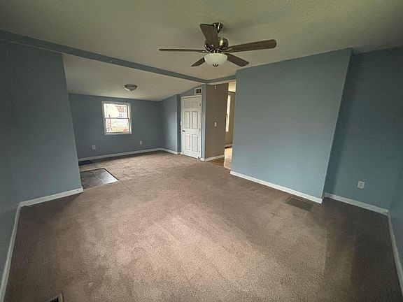 3rd image of 2036 Ridge Rd