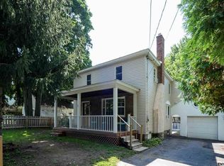 1 Castine St, Niskayuna, NY 12309