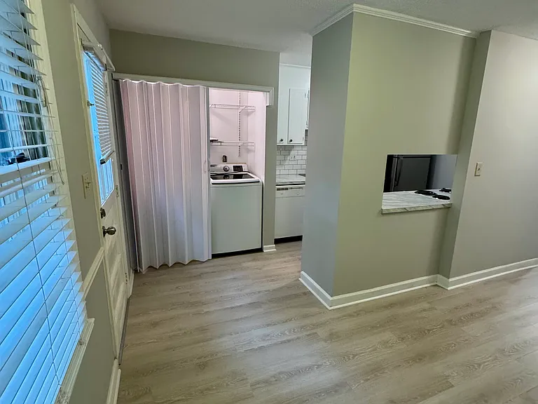 921 Nottingham Dr #13 — Photo 19