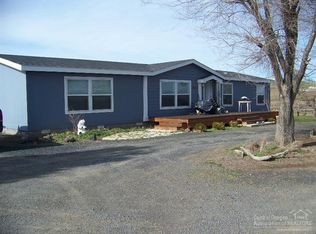 1238 SW Dover Ln, Madras, OR 97741