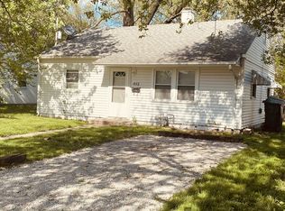 1552 N Walnut Grove Ave, Decatur, IL 62526