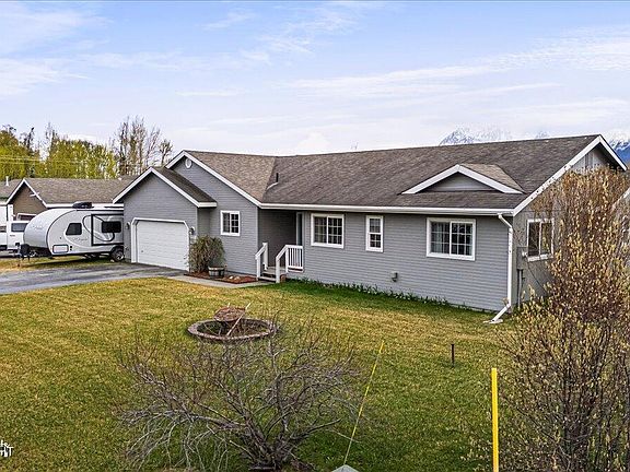 2nd image of 13130 E King Mountain Ln