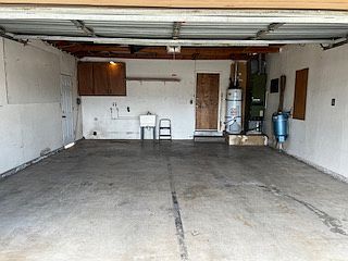 4th image of 1385 Fair Oaks Ct