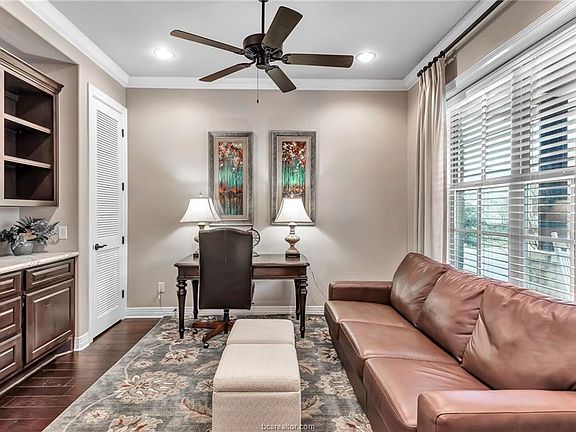 3rd image of 3400 Heisman Cir Unit 7-M