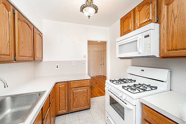 1st image of 20-35 46th St #3