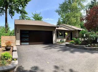 9824 SW Quail Post Rd, Portland, OR 97219