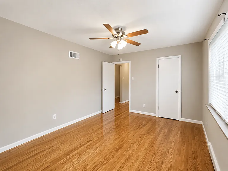 6931 Nagel Ave #1E — Photo 6