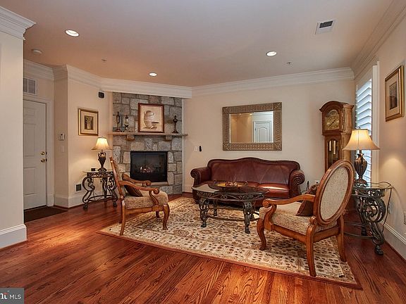 4th image of 1767 Potomac Greens Dr