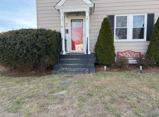 98 Speck Ave, Cranston, RI 02910