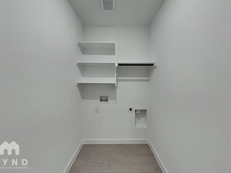 1746 Milton Dr — Photo 26