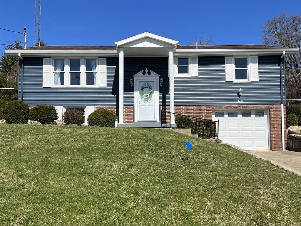 20 Burlington Ave photo 1