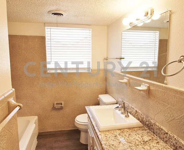 900 Valley Ridge Dr — Photo 12