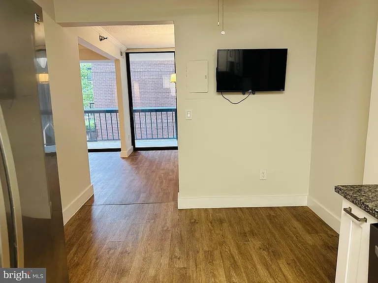 7401 Westlake Ter #112 — Photo 5