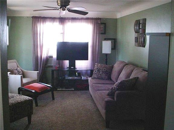 4th image of 415 Swanton Ave