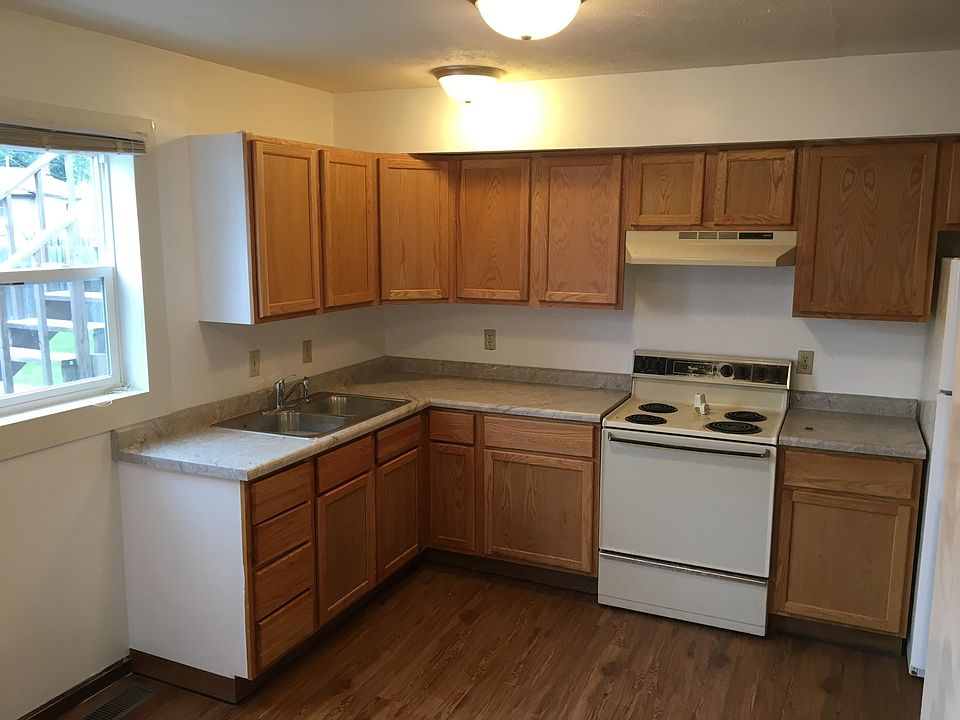 2nd image of 3116 11th Ave