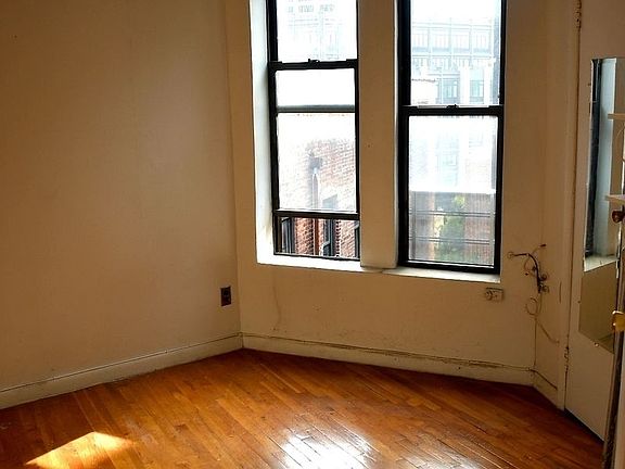 3rd image of 476 Clinton Ave APT 6C
