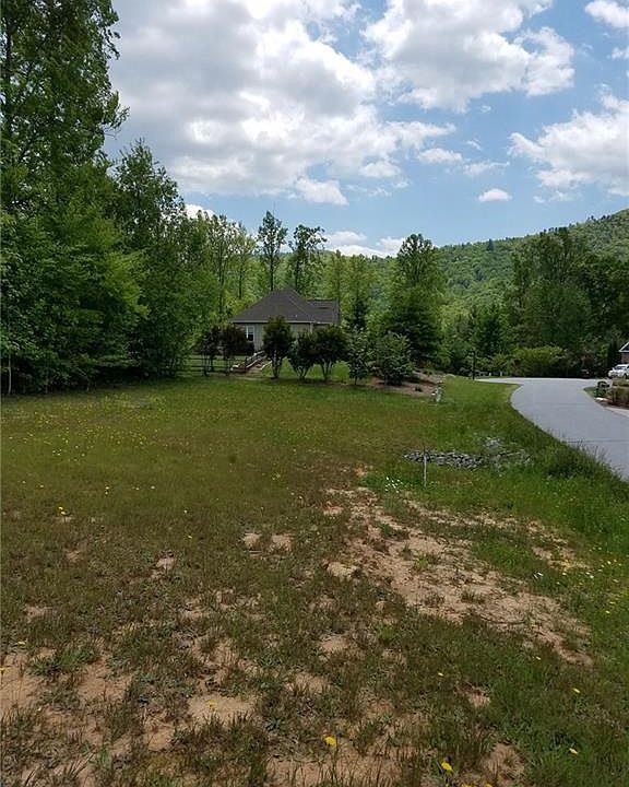 2nd image of 27 S Crab Meadow Dr #3