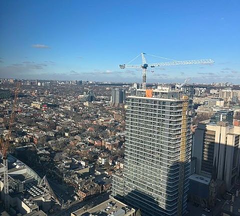 4th image of 238 Simcoe St #3810