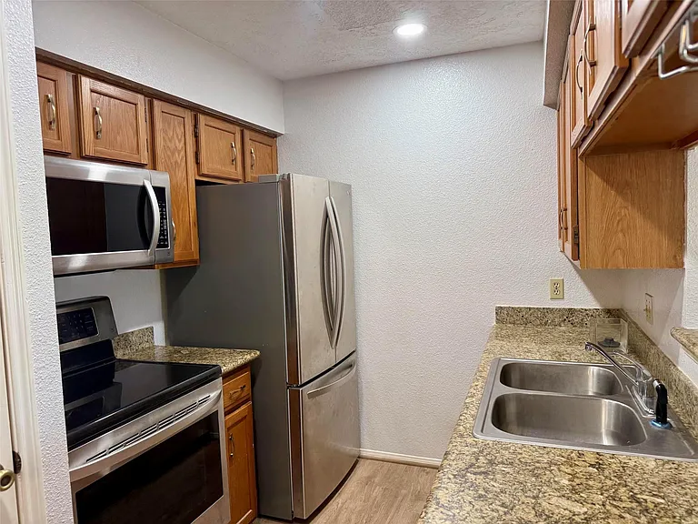 3600 Jeanetta St #512 — Photo 6