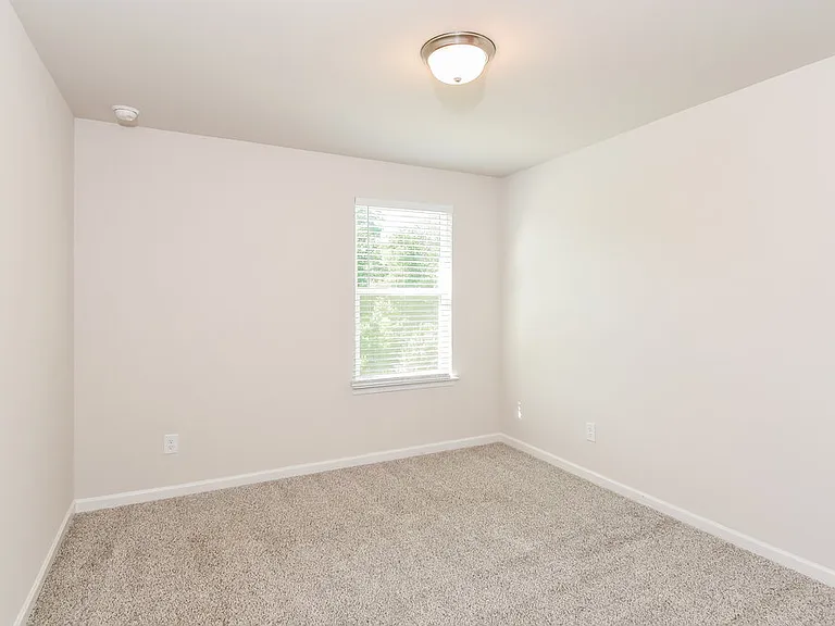 6075 Hickory Creek Ct — Photo 11
