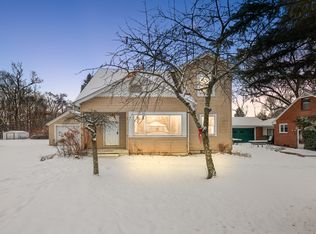 7618 Sylvan St, Shelby Township, MI 48317