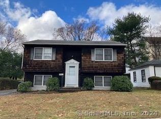 88 Turner St, Willimantic, CT 06226