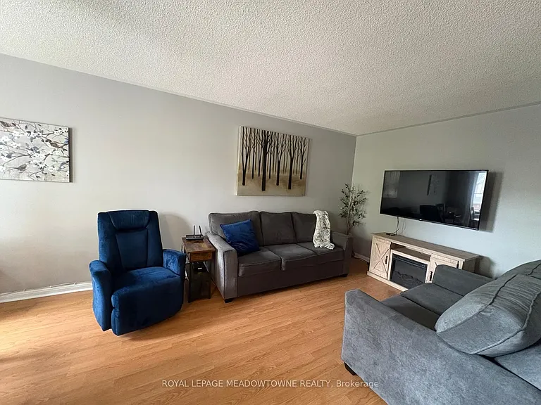 774 Shortreed Cres — Photo 13
