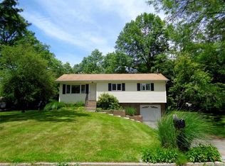 2 June Rd, Chester, NY 10918